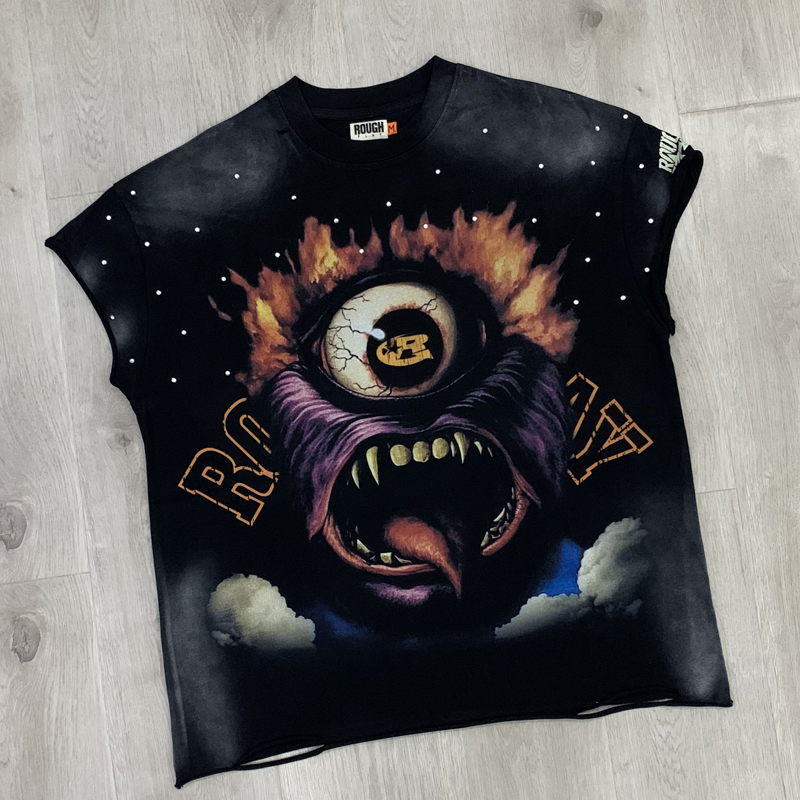 Streetwear Brand With Eye - تي شيرت روج بلاي أمريكي ريترو
