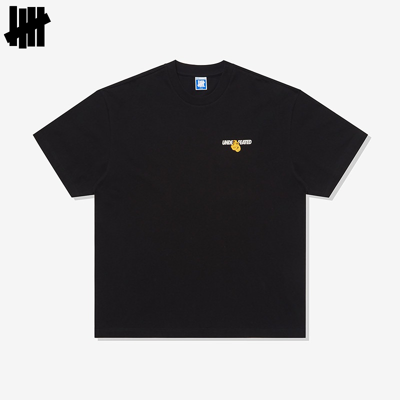 Streetwear Brand Undefeated - UNDEFEATED تي شيرت أصلي جديد تمامًا