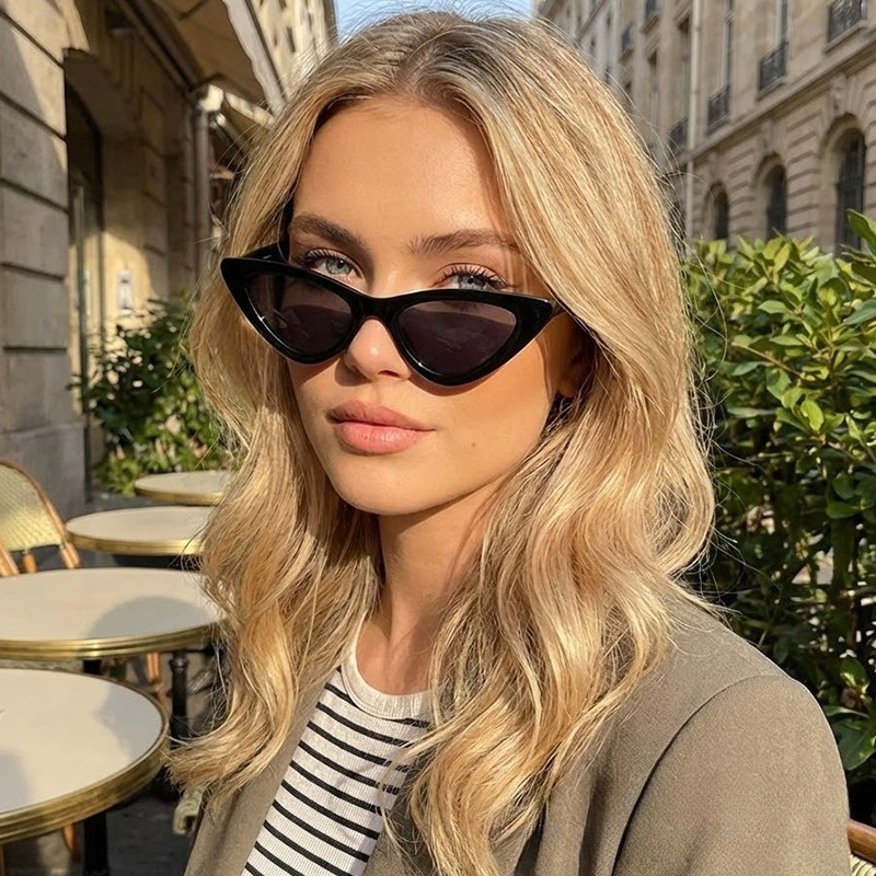نظارات شمسية نسائية مثيرة بتصم - مراجعة Streetwear Brand With Eye وسعره